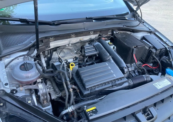 Volkswagen Golf cena 35999 przebieg: 186700, rok produkcji 2013 z Kłodzko małe 466